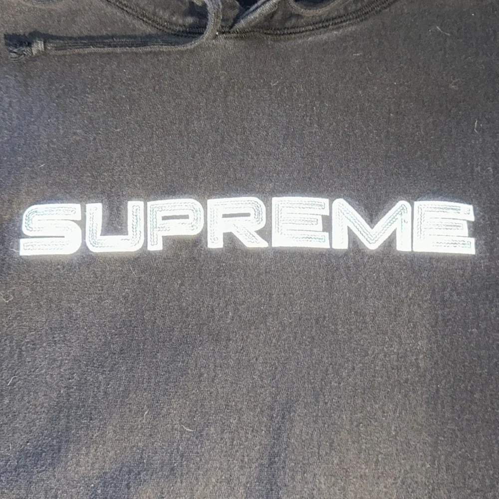SUPREME World Famous Silver Sequin Logo Hoodie - Picture 3 of 10